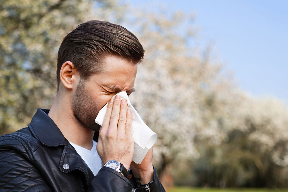 Tree pollen allergy &#8211; Symptoms, types, and prevention