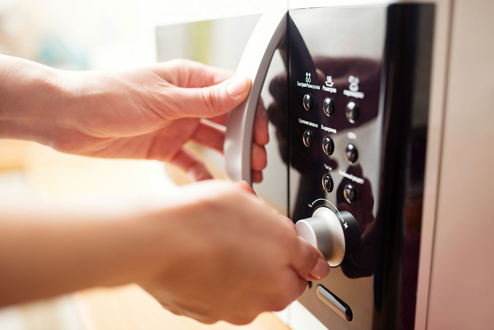 8 common mistakes to avoid while using ovens