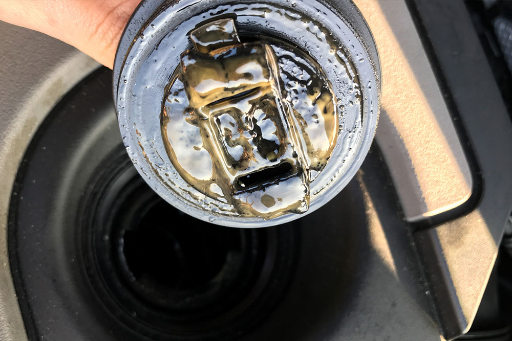 9 common oil change mistakes car owners must avoid