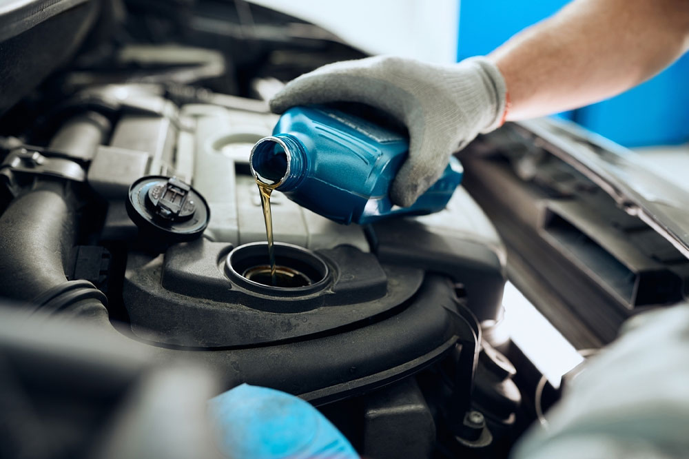 6 Mistakes to Avoid When Changing Engine Oil